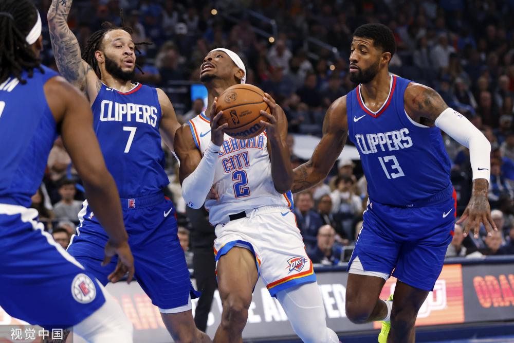 并努力加强 并努力加强