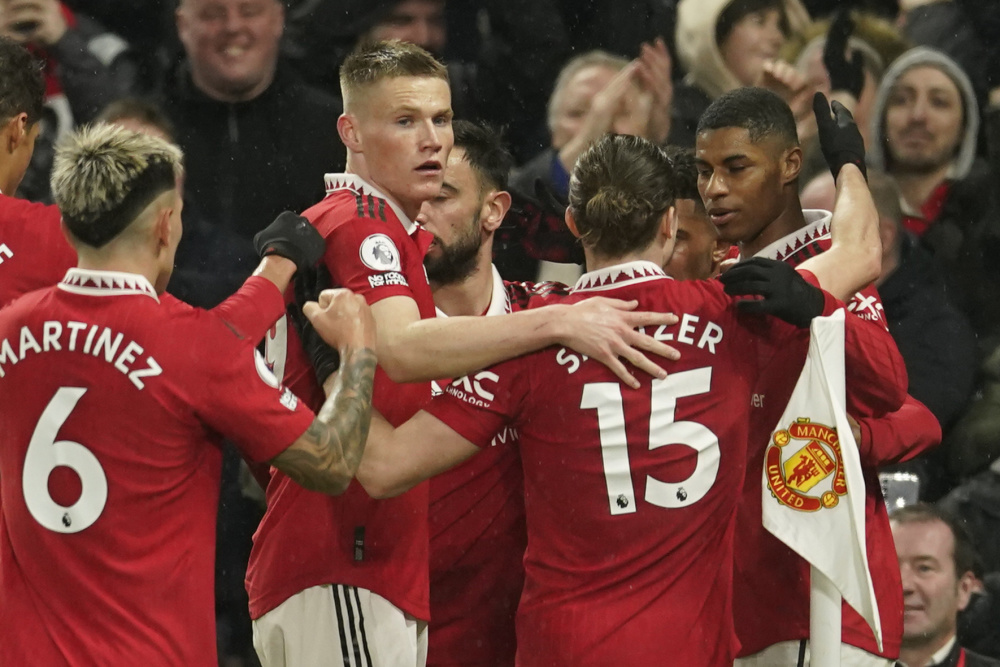 孔蒂首次执 孔蒂首次执